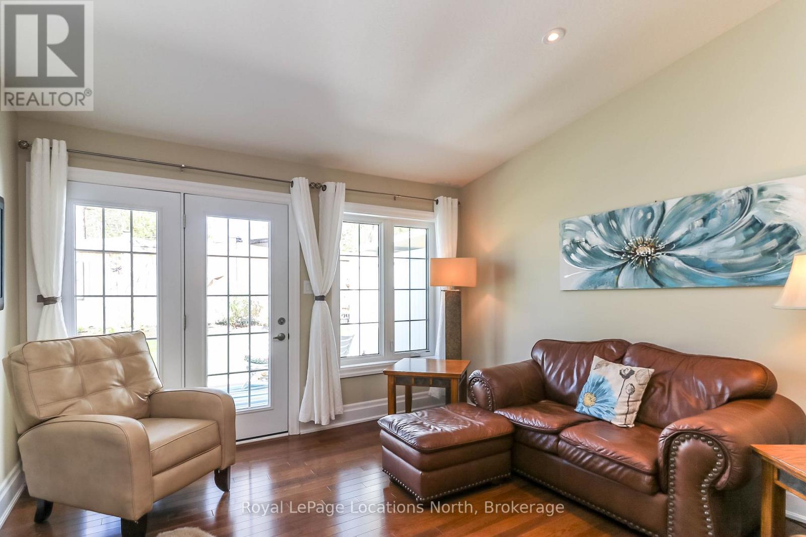 46 GARDEN GROVE CRESCENT - 24