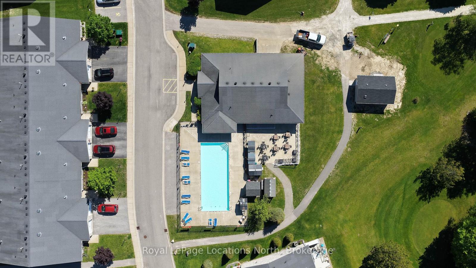 46 GARDEN GROVE CRESCENT - 35