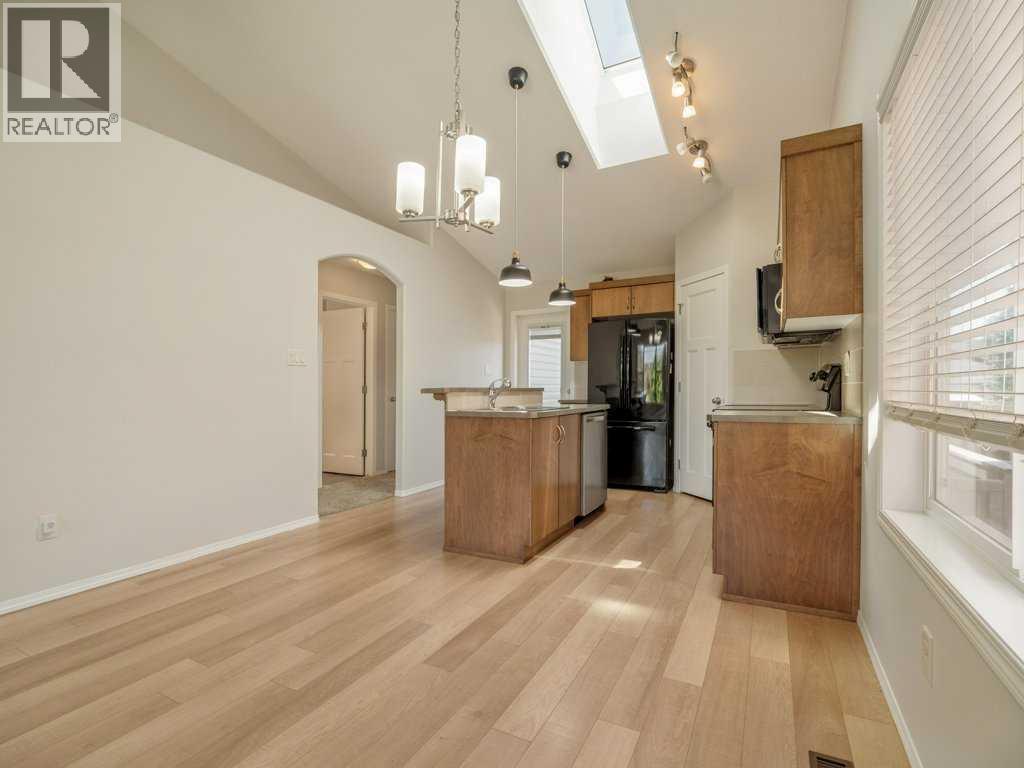 167 Blackwolf Way N — photo 12