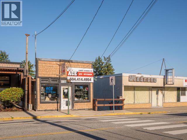 4615-4619 MARINE AVE, Powell River - Image 1
