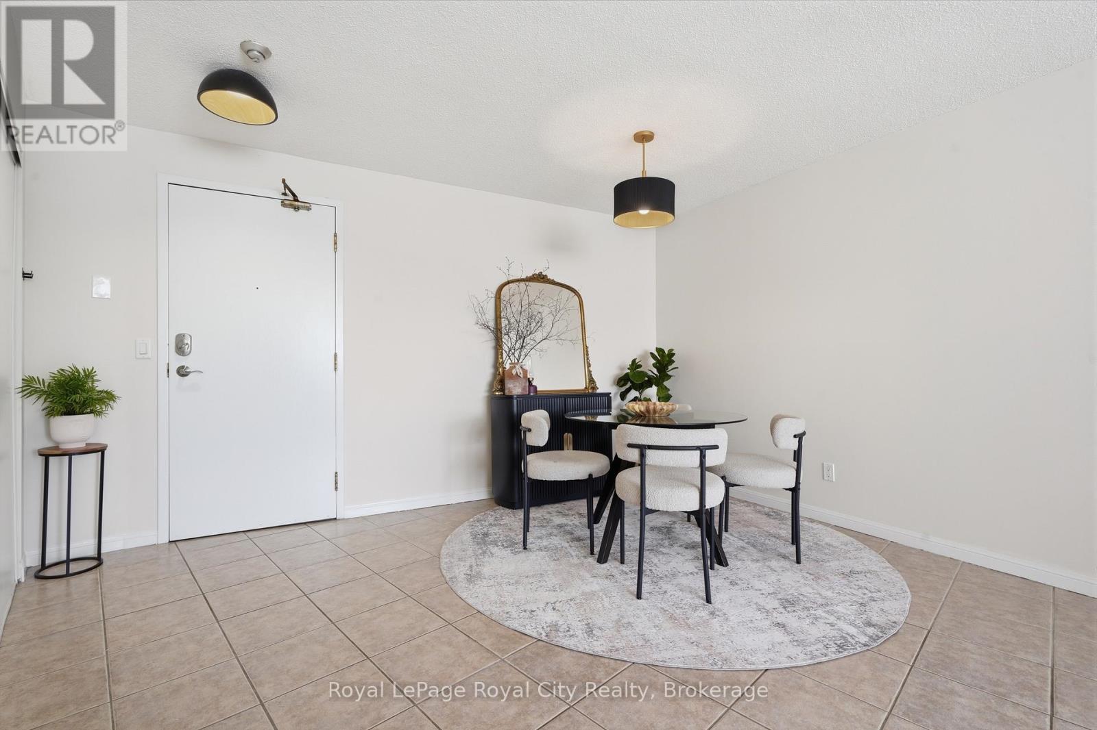 #610 107 BAGOT STREET - 9