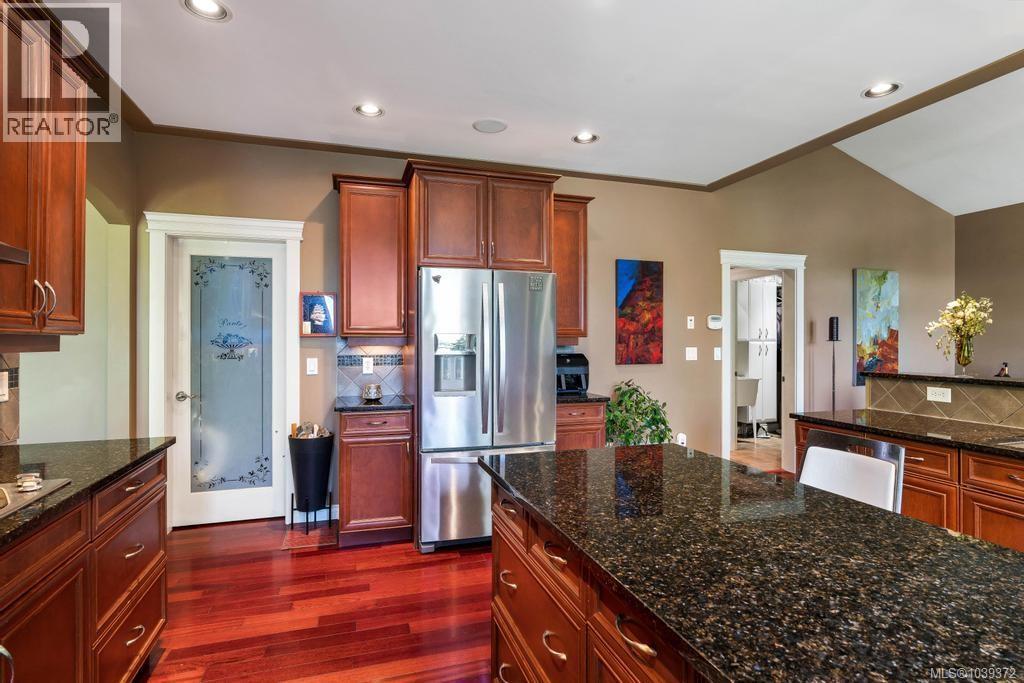 7002 East Sooke Rd - 28