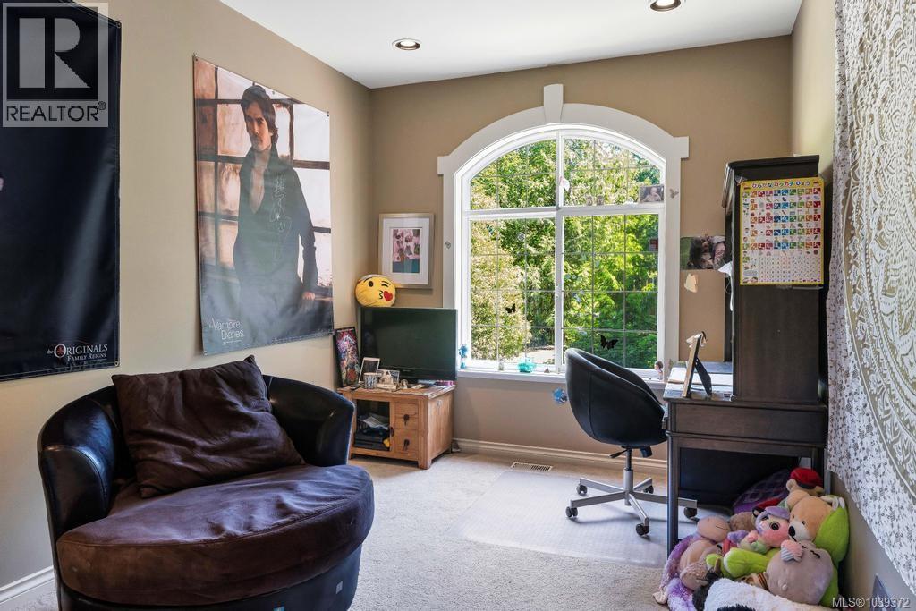 7002 East Sooke Rd - 51