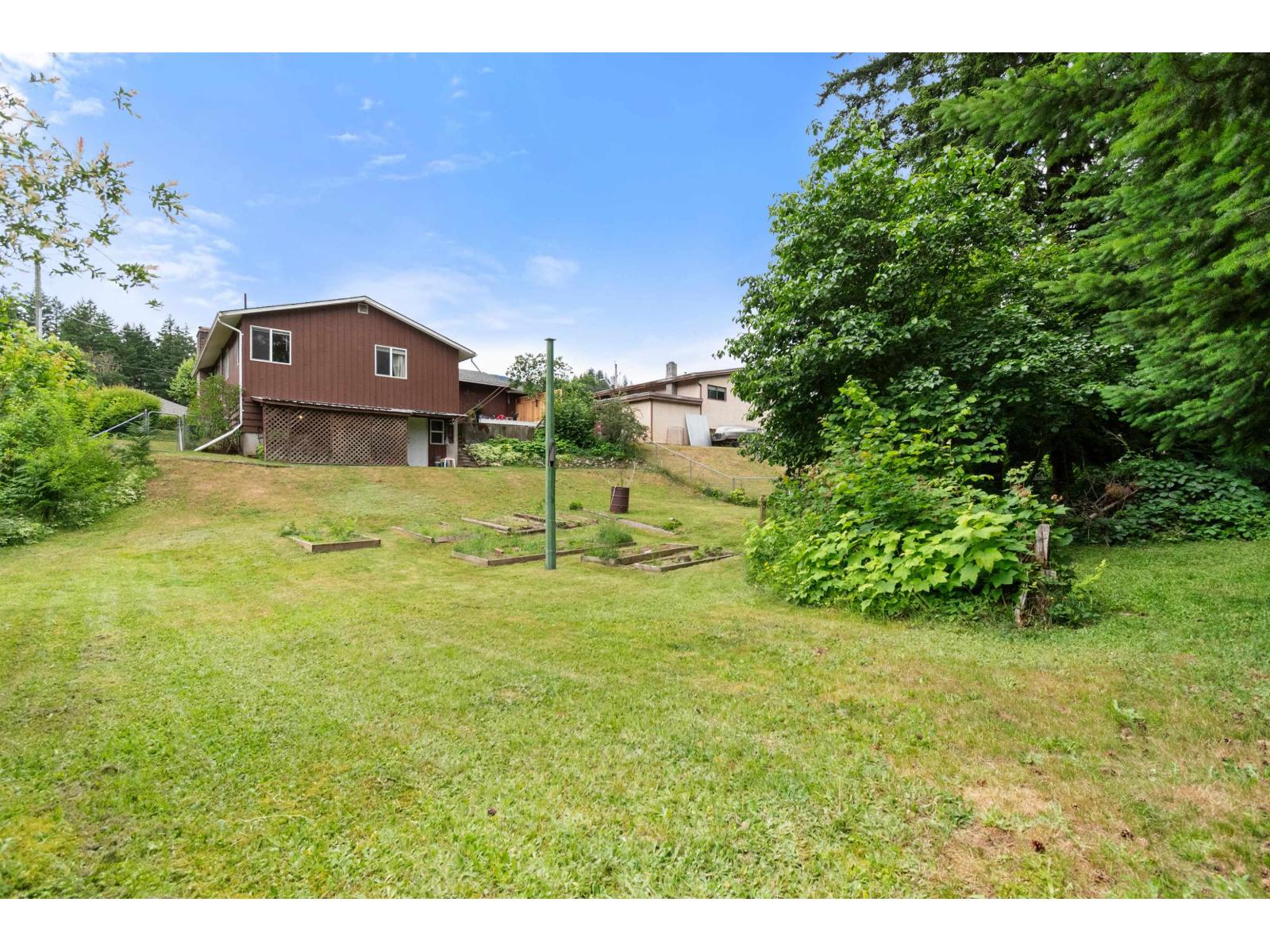 21206 LAKEVIEW CRESCENT, Kawkawa Lake, Hope