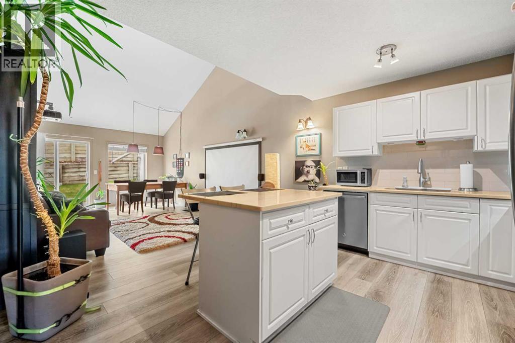 118 Somervale Point SW - photo 3