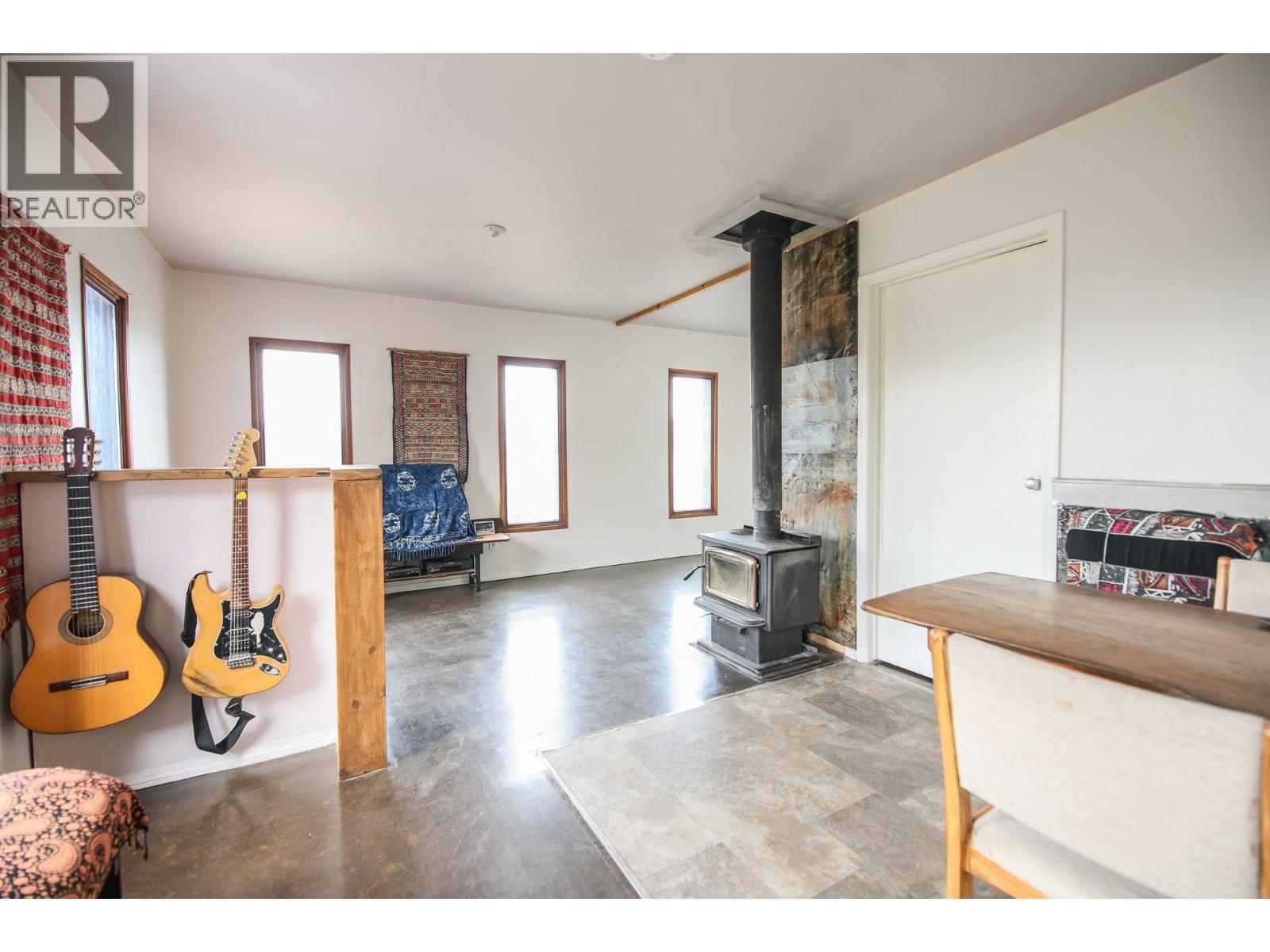 1345 3 Highway - 24