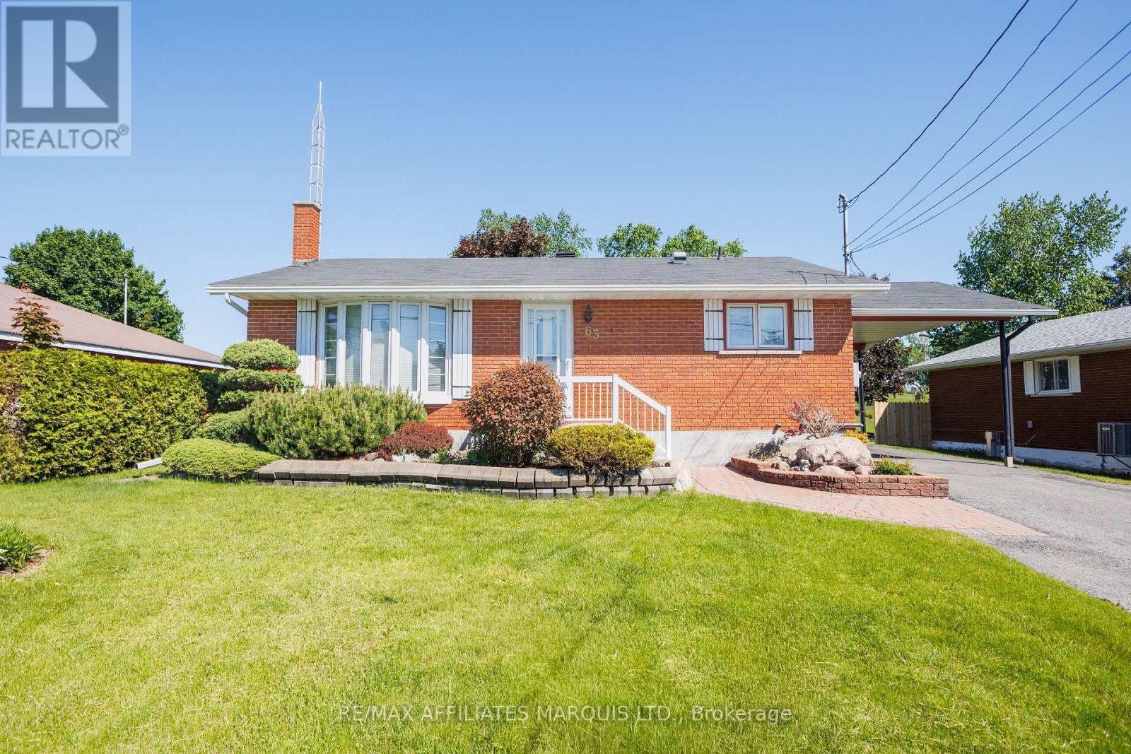 63 KINCARDINE STREET W - 1