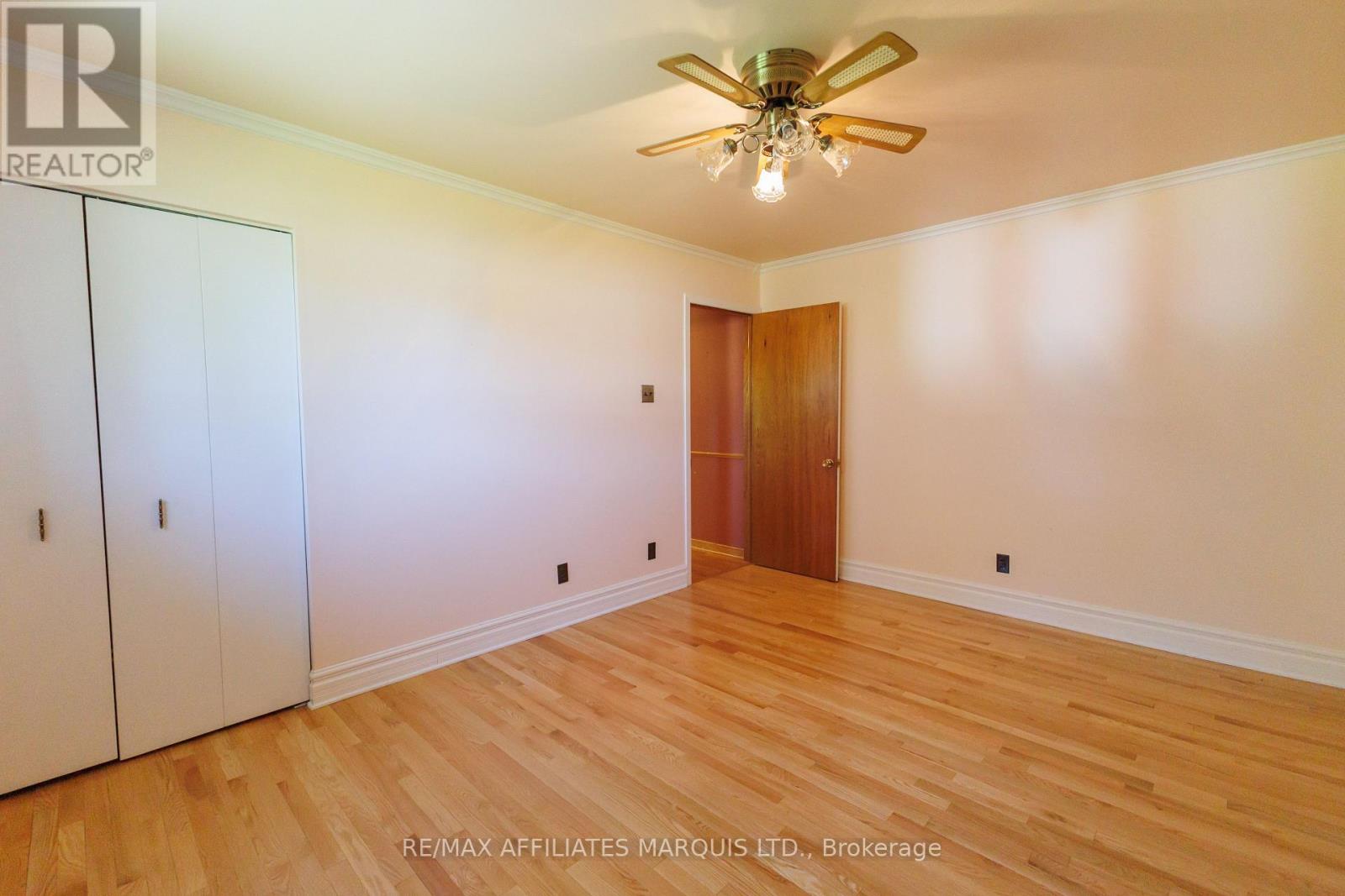 63 KINCARDINE STREET W - 32