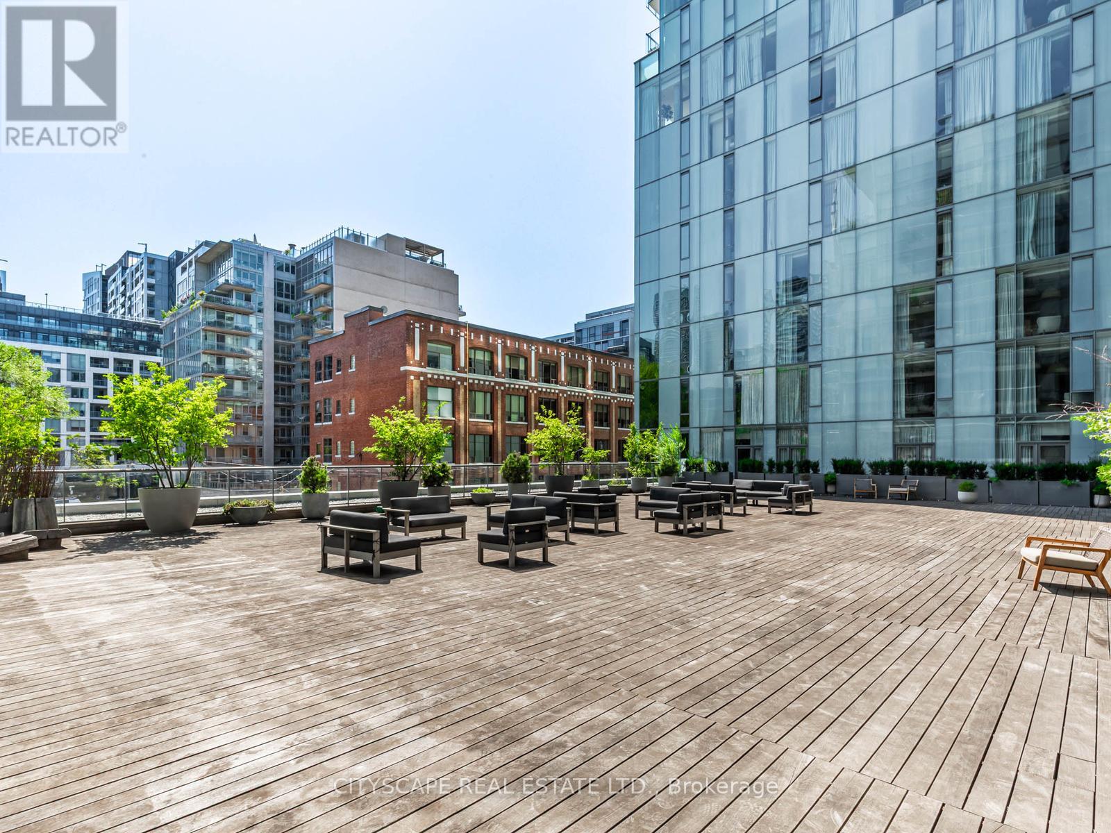 #924 55 STEWART STREET - 21