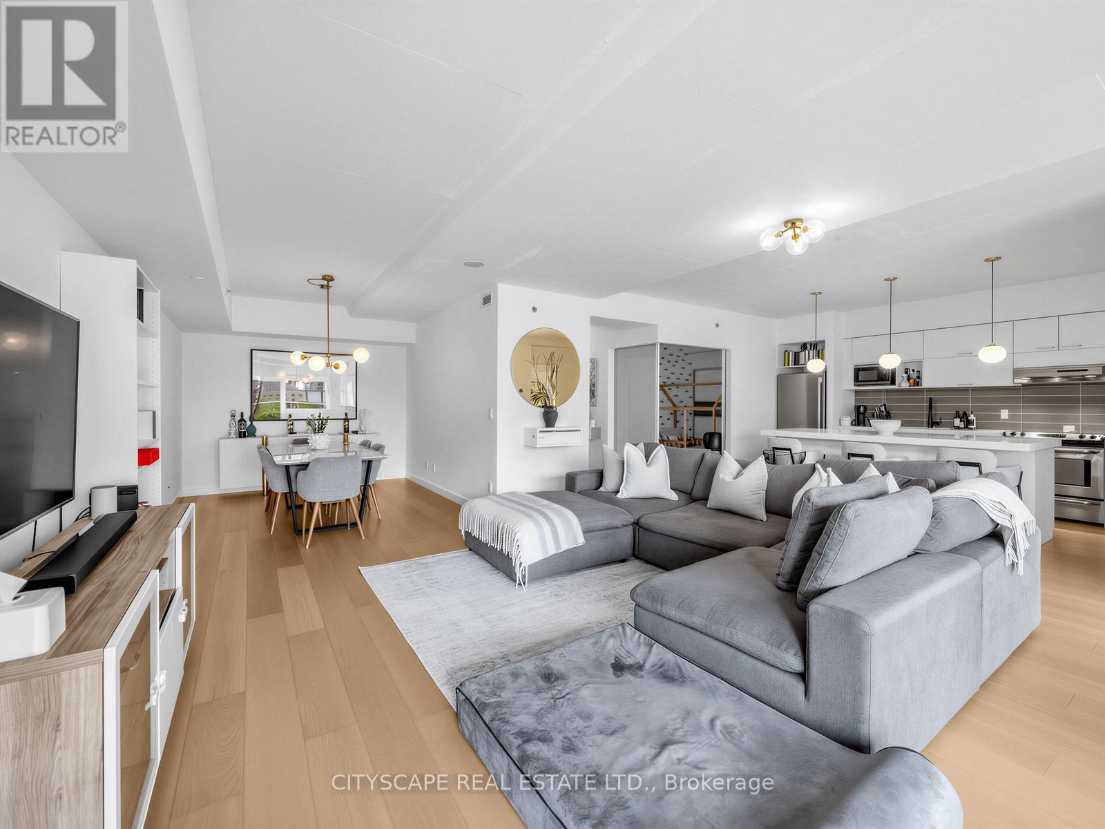 #924 55 STEWART STREET - 3