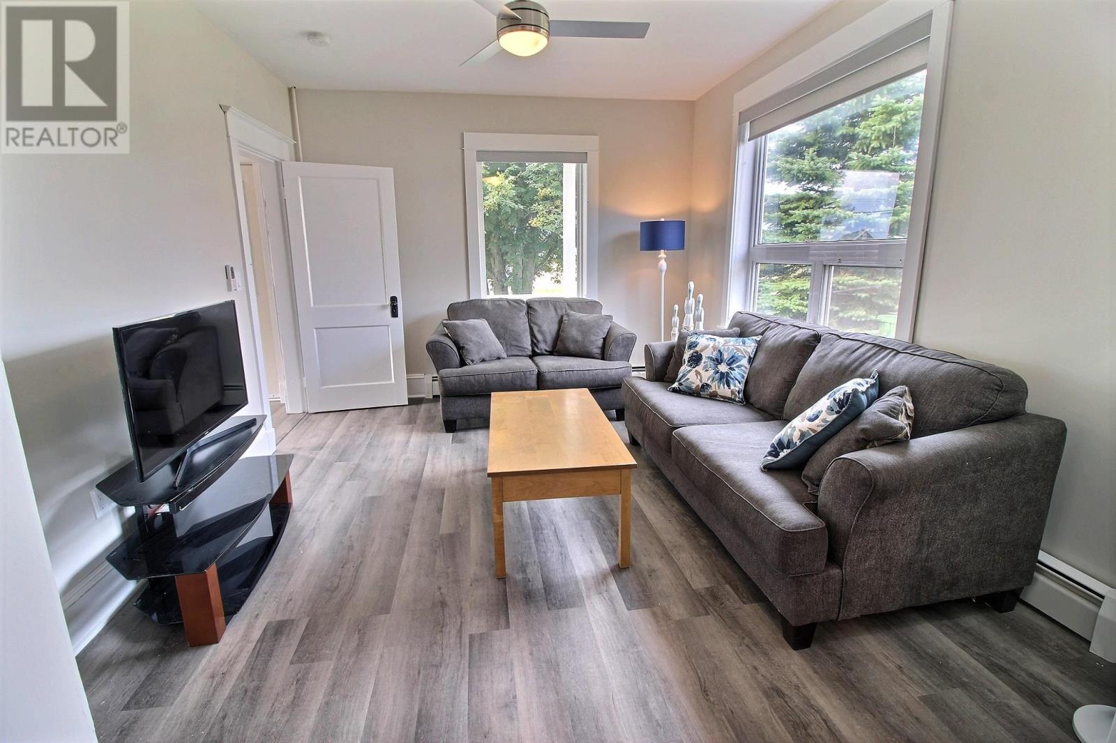 55 Harbourview Drive - 4