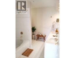 307 2985 Princess Crescent, Coquitlam, BC V3B7P3 Photo 14