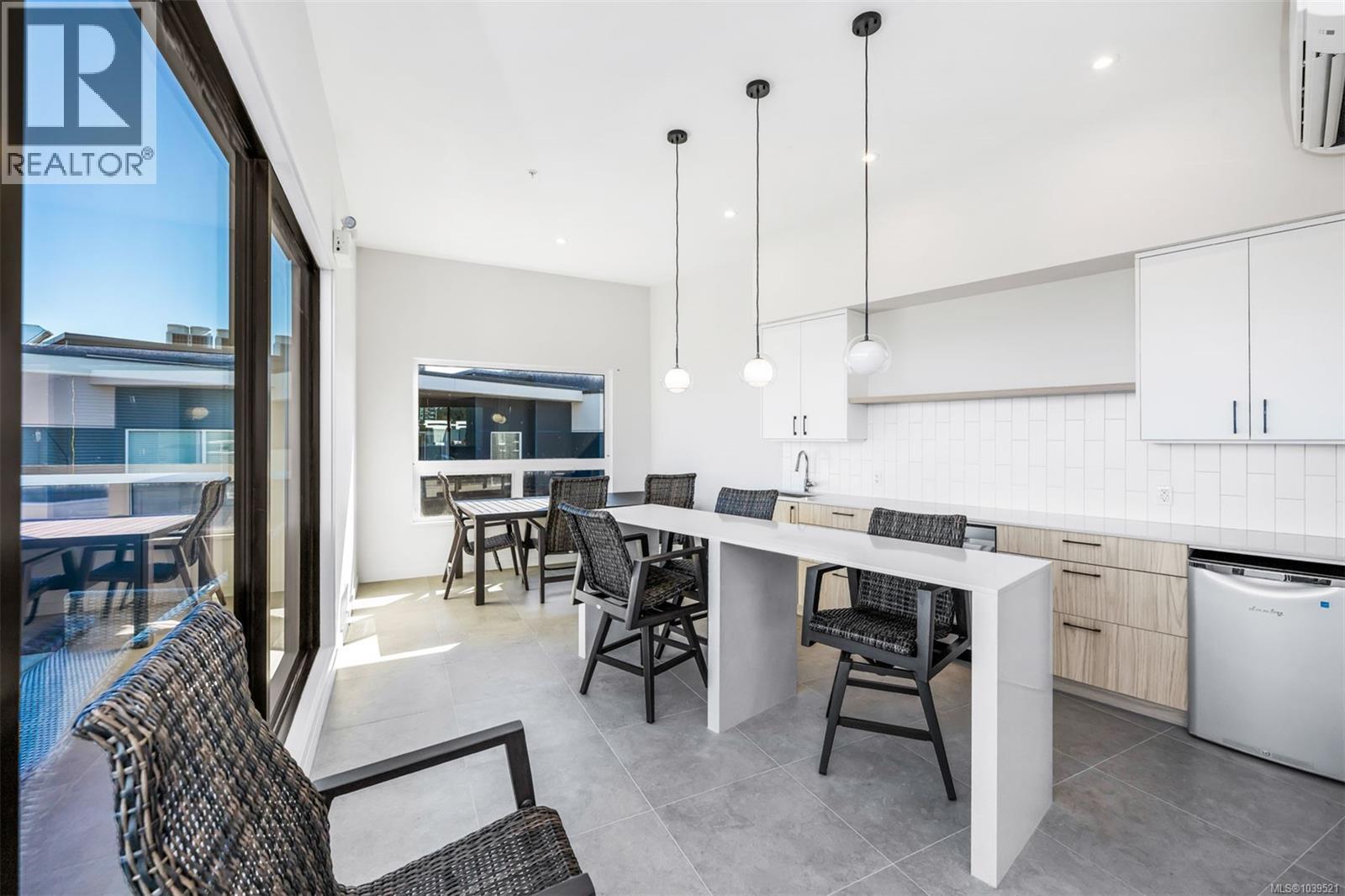 #608 947 Whirlaway Cres - 21