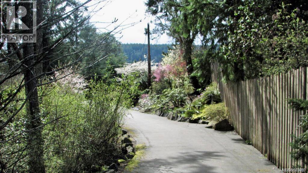 250 South Bank Dr - 40
