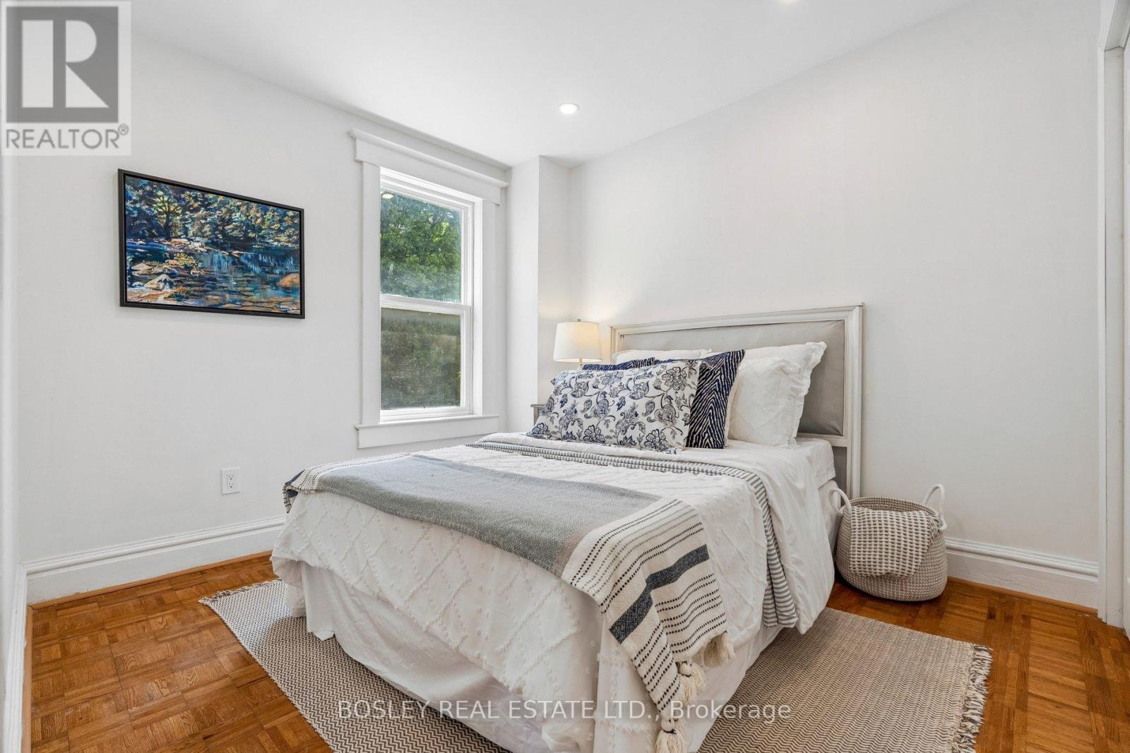 11 PAPE AVENUE - 17