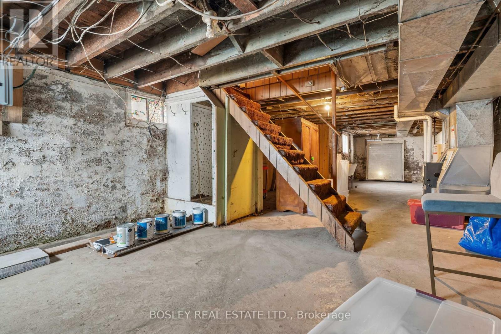 11 PAPE AVENUE - 23