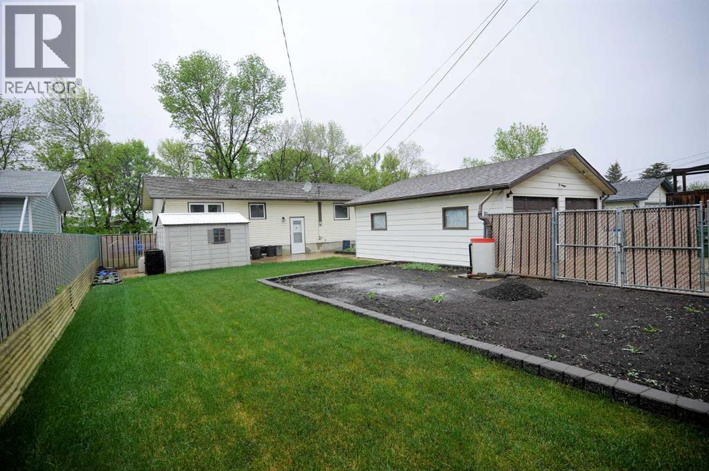 4513 67 Street — photo 22
