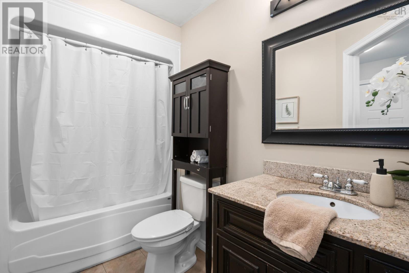 Property 20 of 51 of 6 Wilmington Court