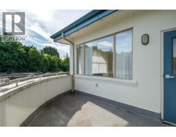 304 871 Island Hwy, Campbell River, BC V9W2C2 Photo 9