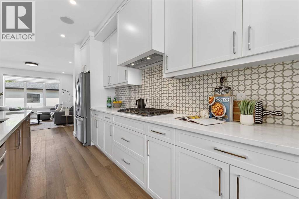 8124 47 Avenue NW - photo 3
