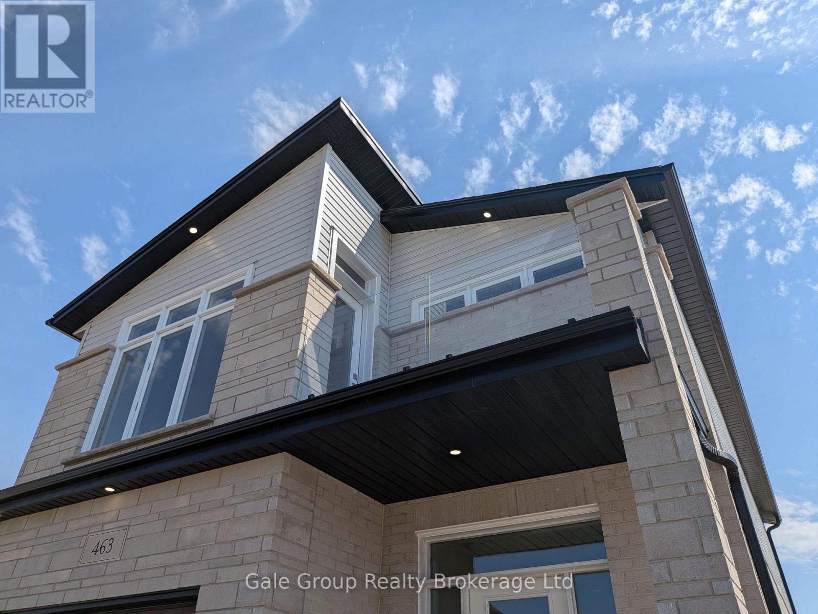 463 GILLESPIE STREET - 39