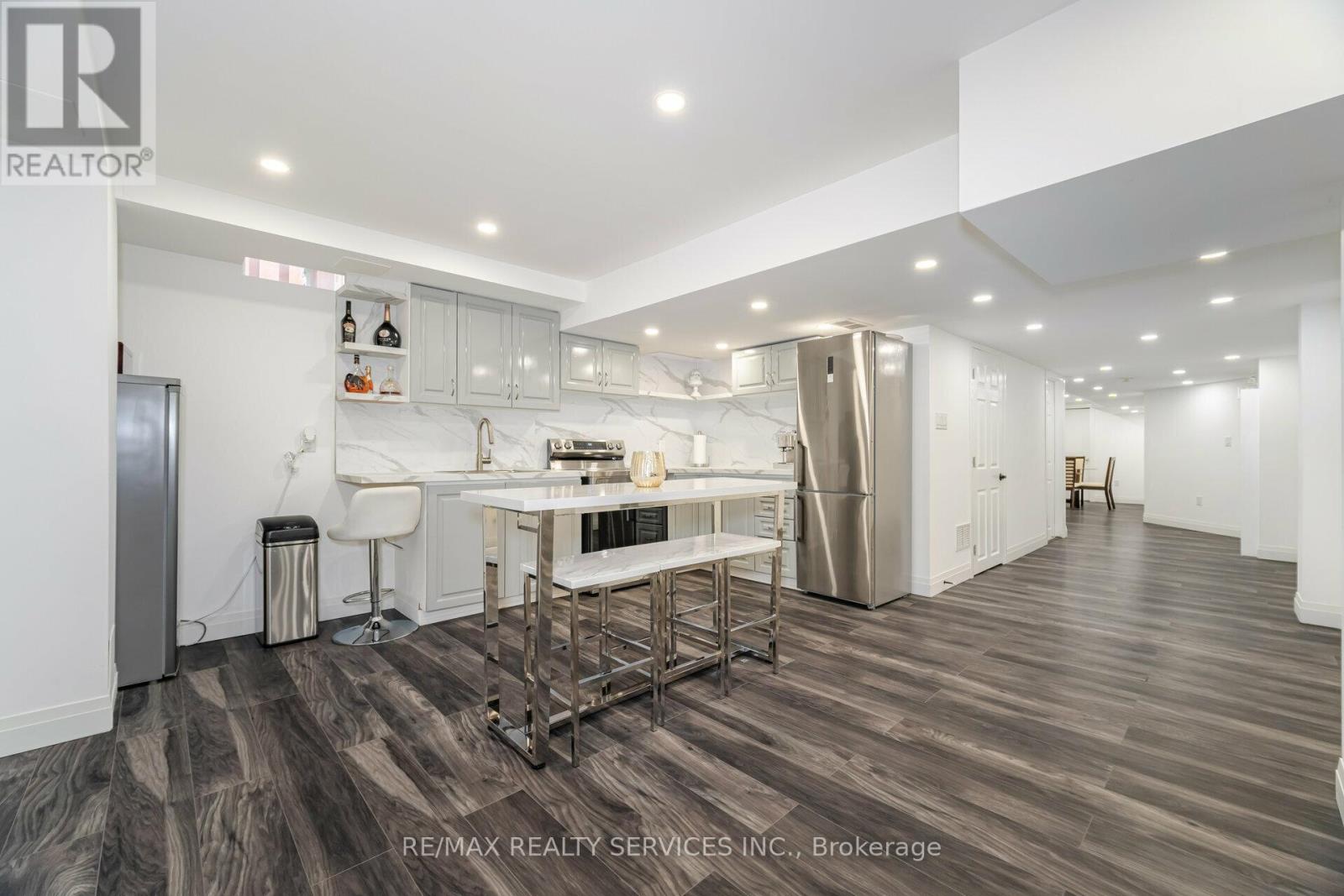 1317 WELLER CROSS - 44