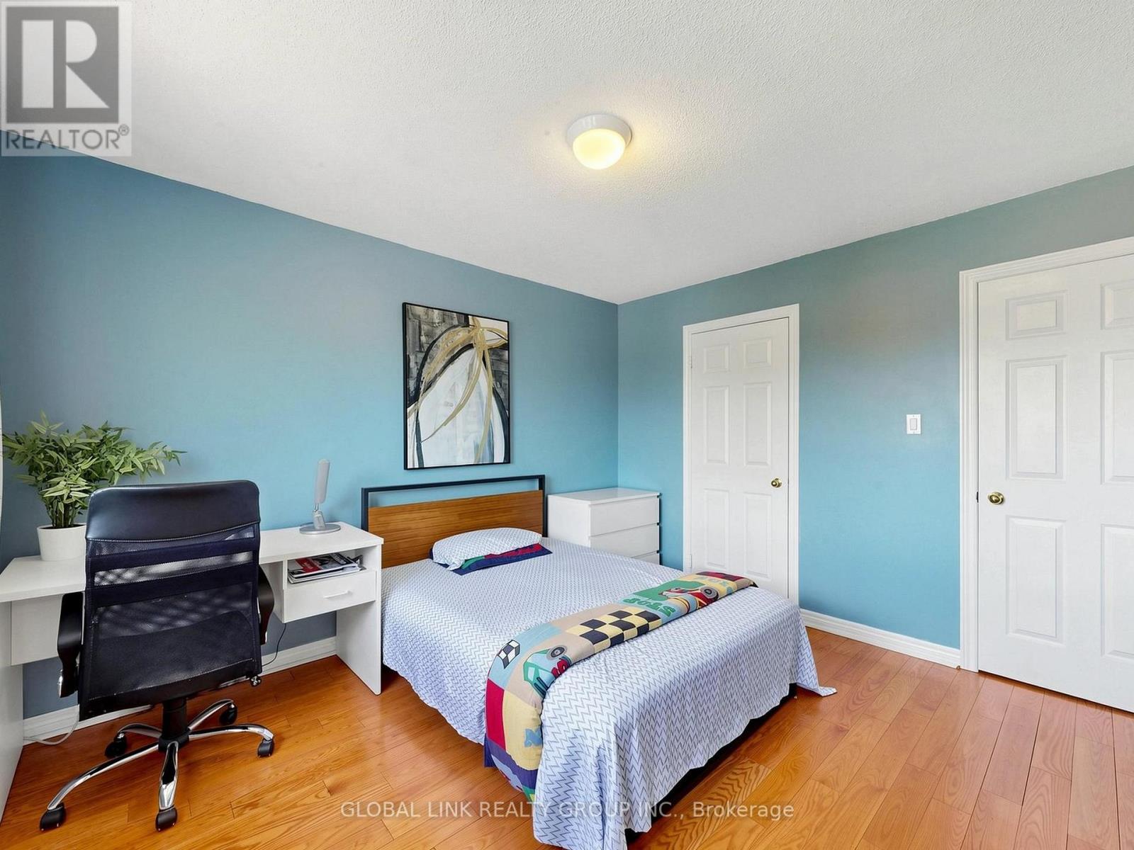 53 JACOB WAY - 31