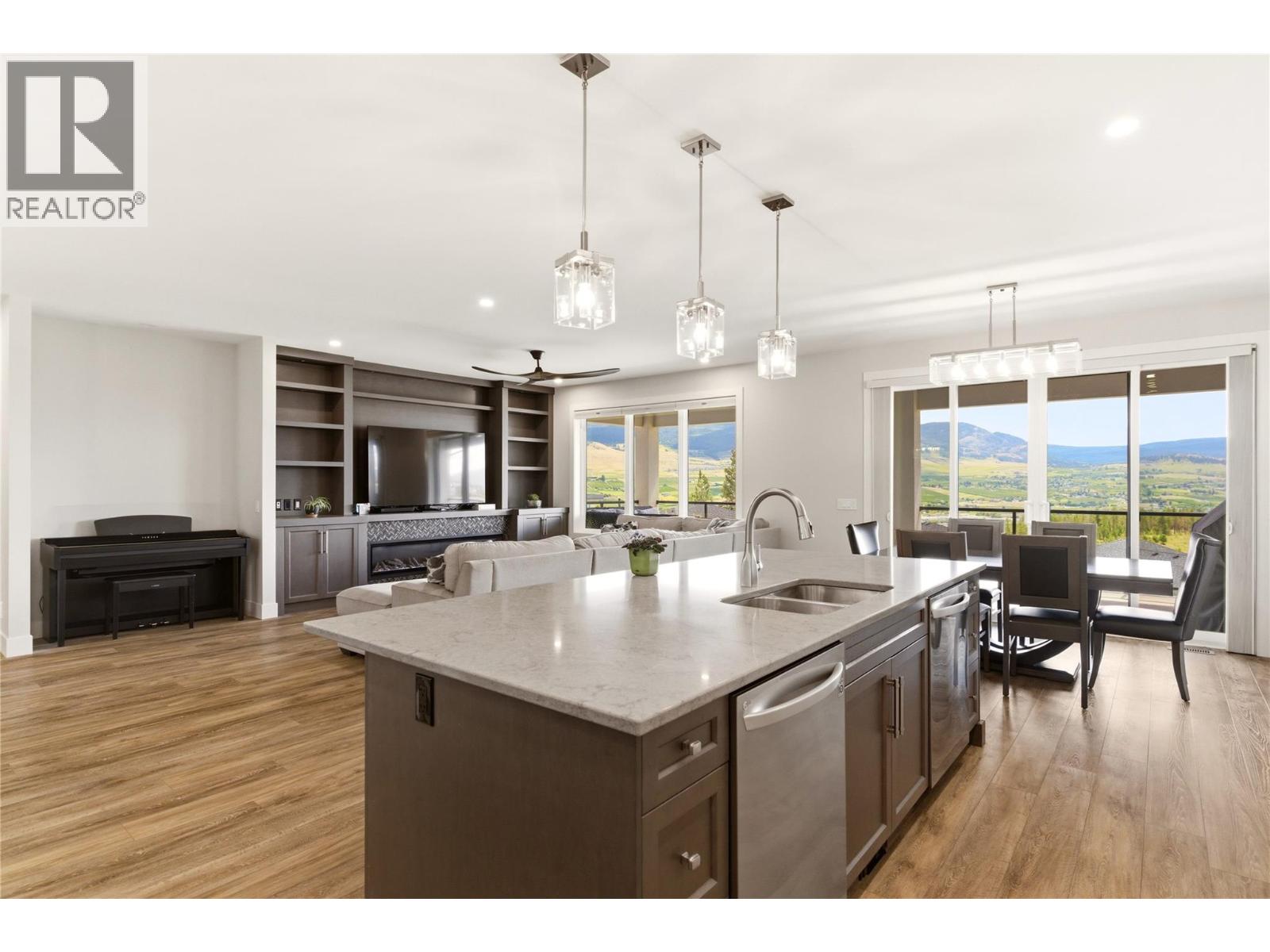 777 Acadia Street - 11