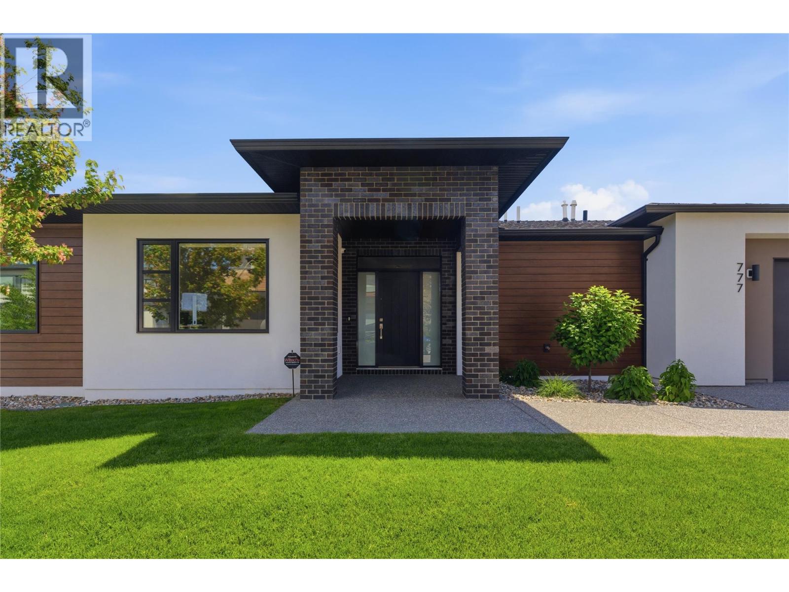 777 Acadia Street - 2