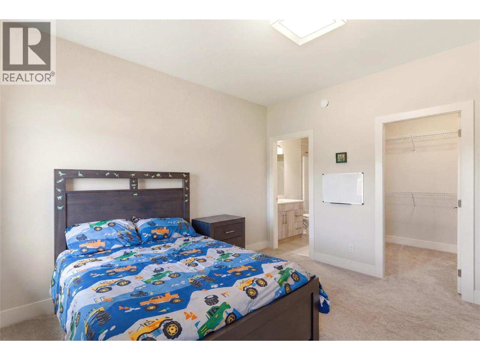 777 Acadia Street - 34