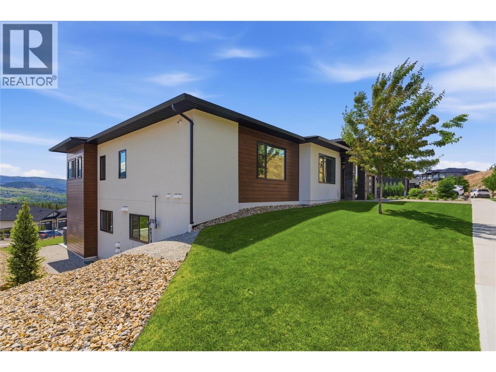 777 Acadia Street - 4