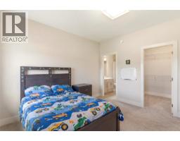 777 Acadia Street, Kelowna, BC V1V0A8 Photo 34
