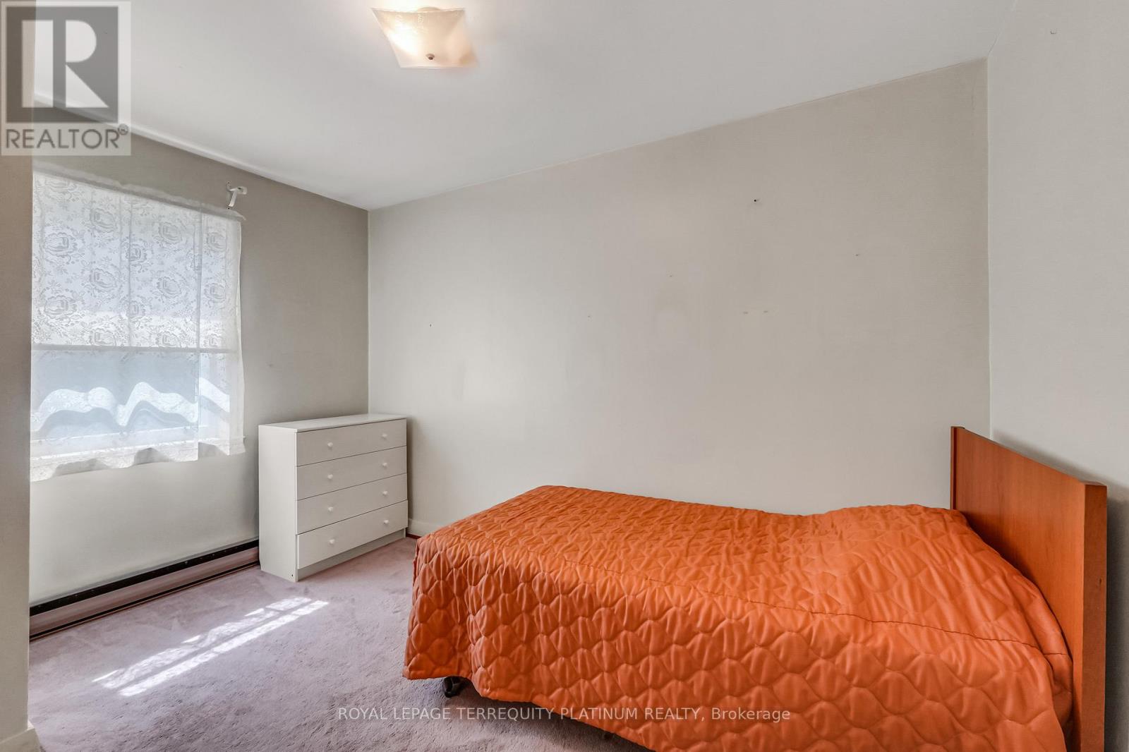 4 SUNRAY CRESCENT - 5