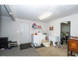1835 King George Boulevard, Surrey, BC V4A4Z9 Photo 16