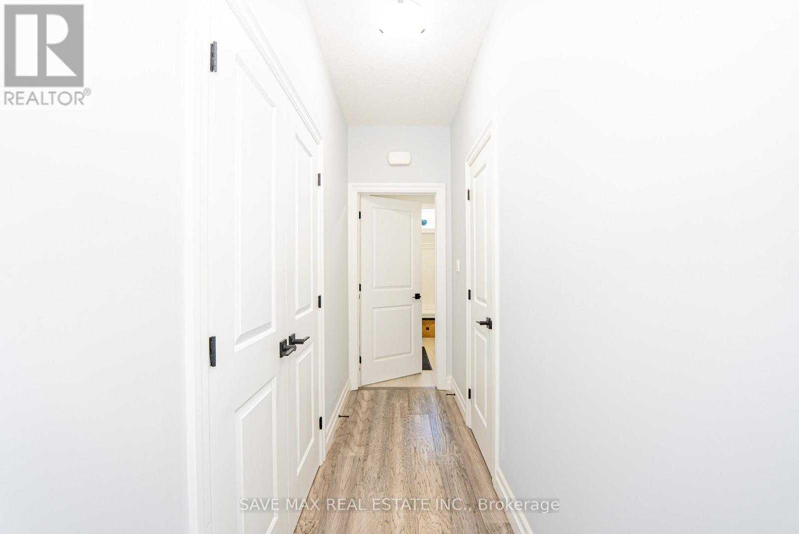 187 BOARDWALK WAY - 21