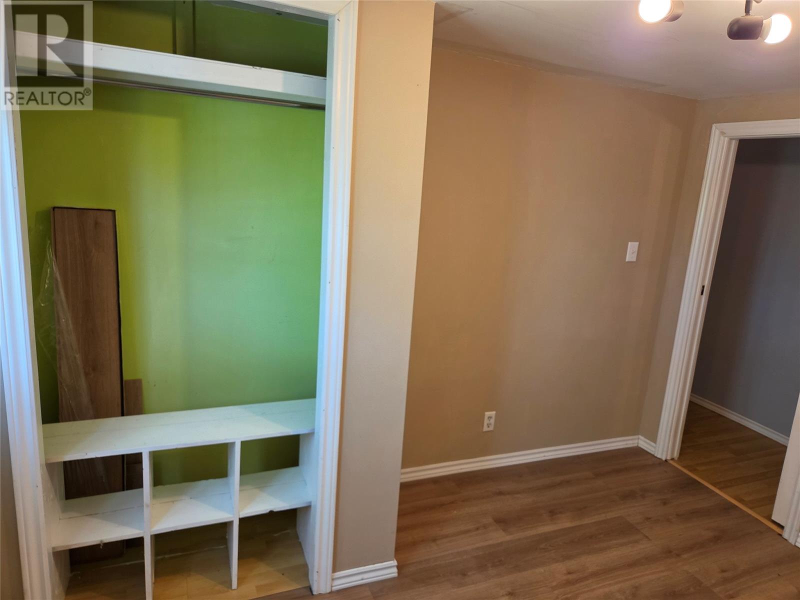 710 Main Road - 21
