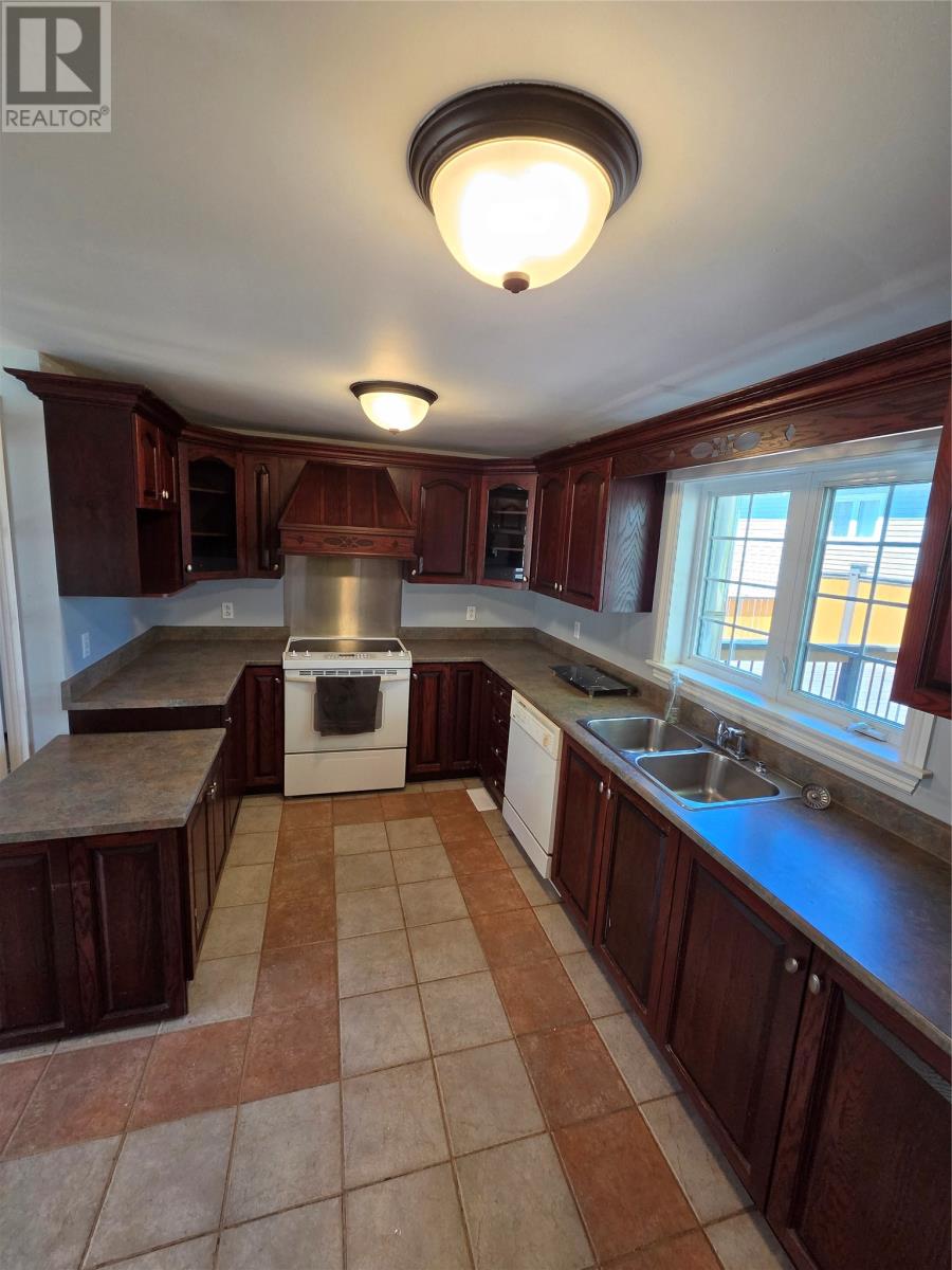 710 Main Road - 8
