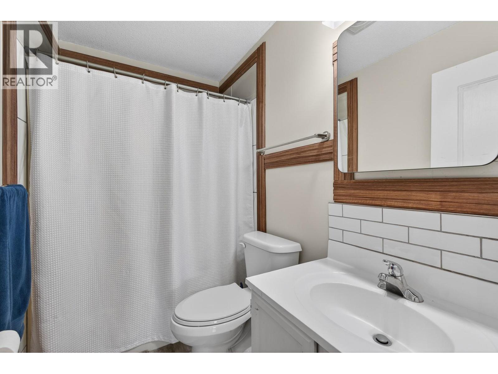 #311 3608 27 Avenue - 18