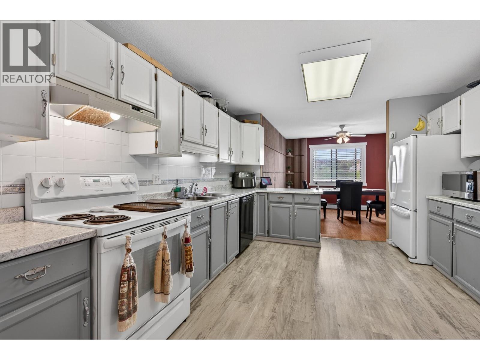 #311 3608 27 Avenue - 2
