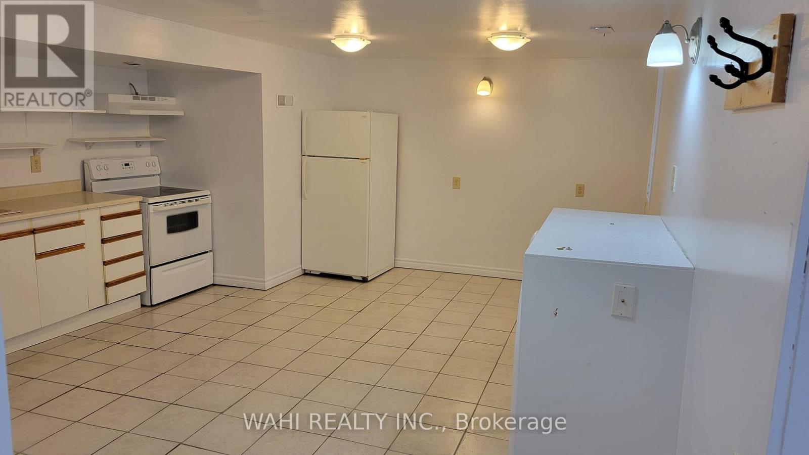 209 BREITHAUPT STREET - 10