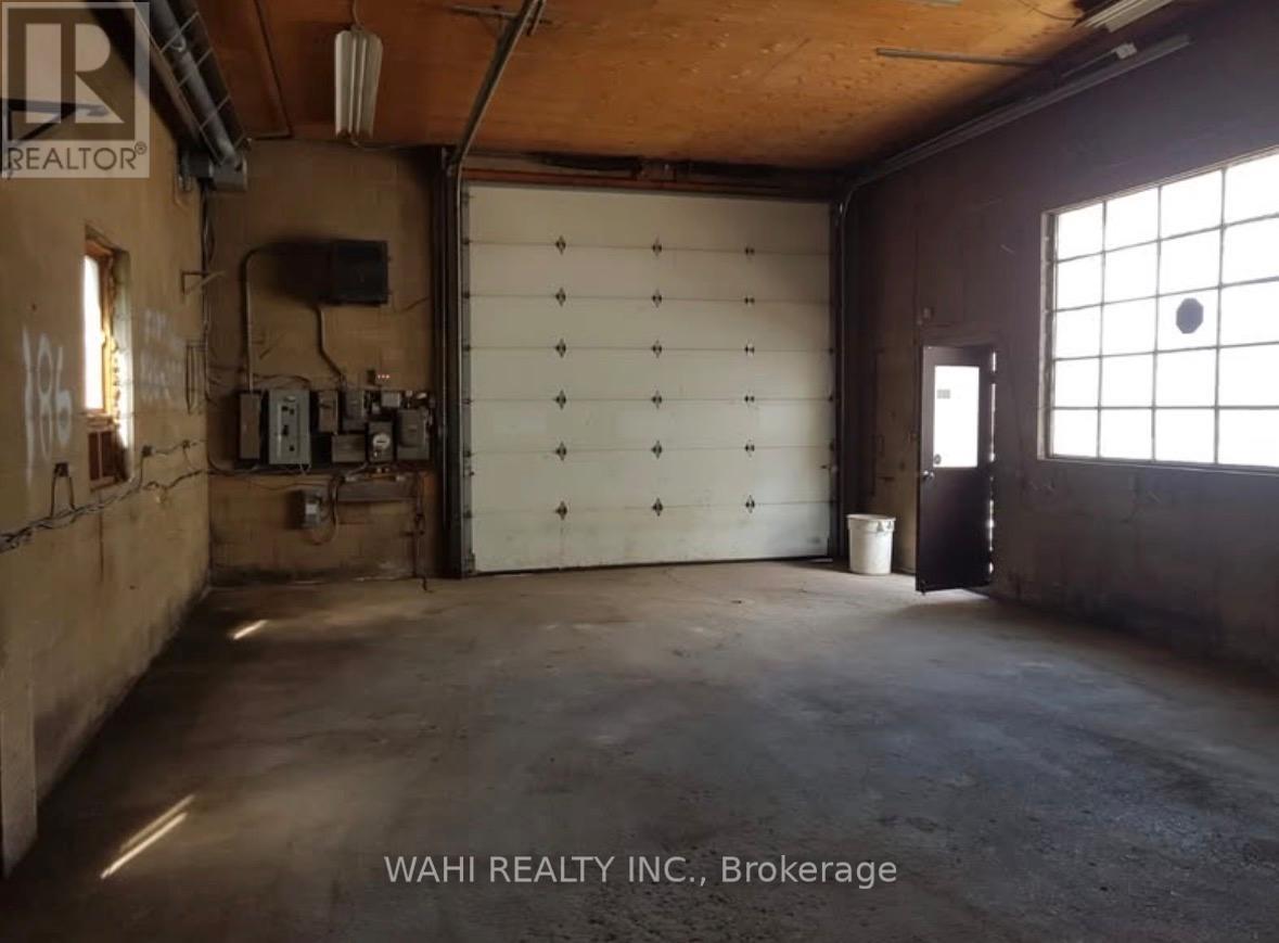 209 BREITHAUPT STREET - 15