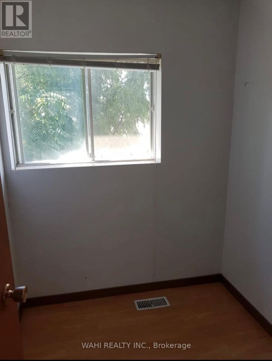 209 BREITHAUPT STREET - 21