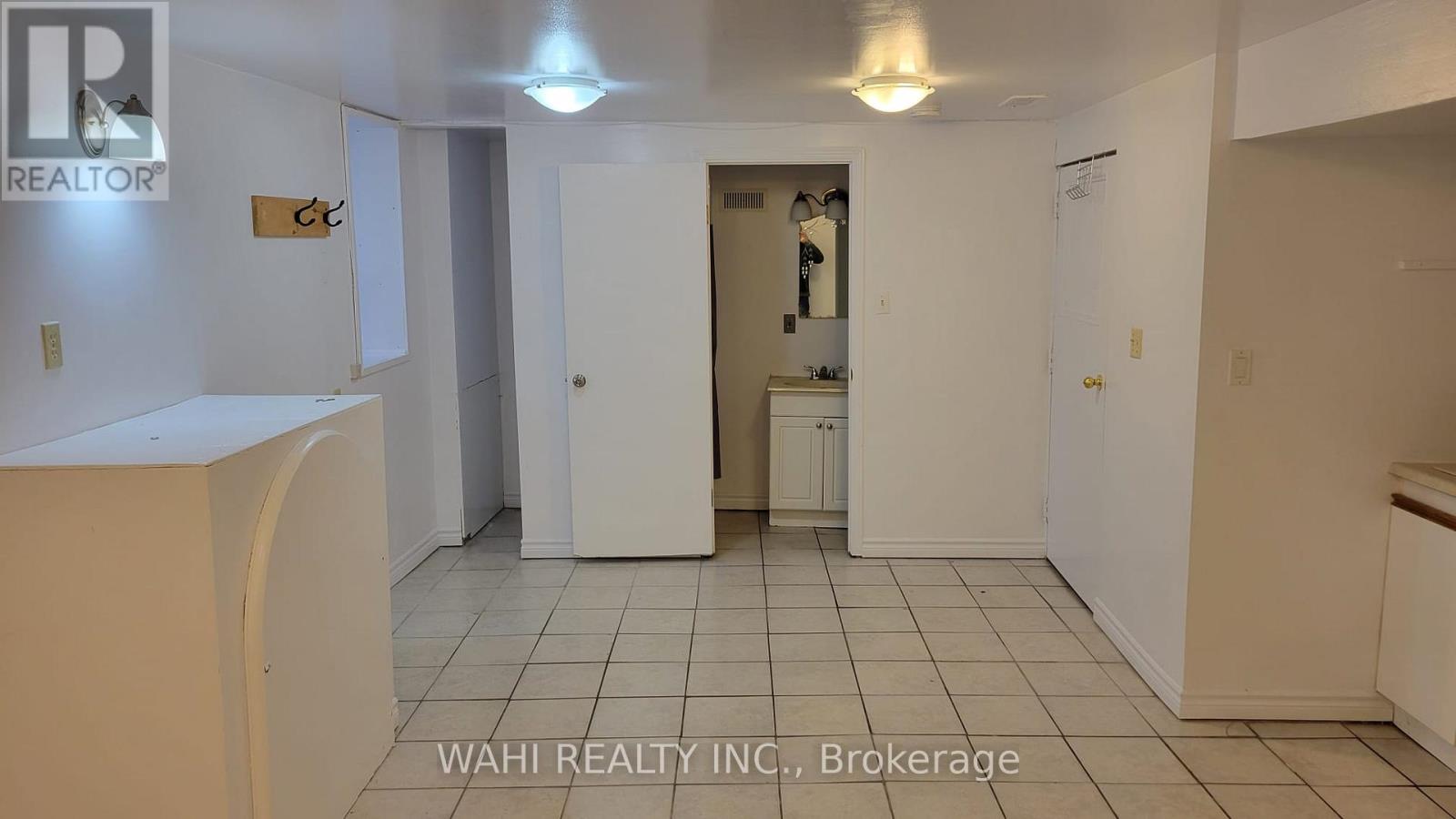 209 BREITHAUPT STREET - 9