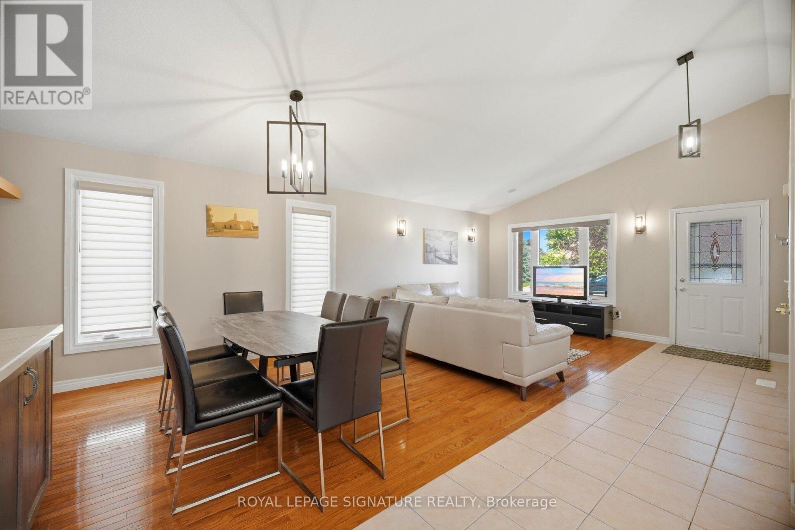 5122 MEADOWOOD LANE - 12