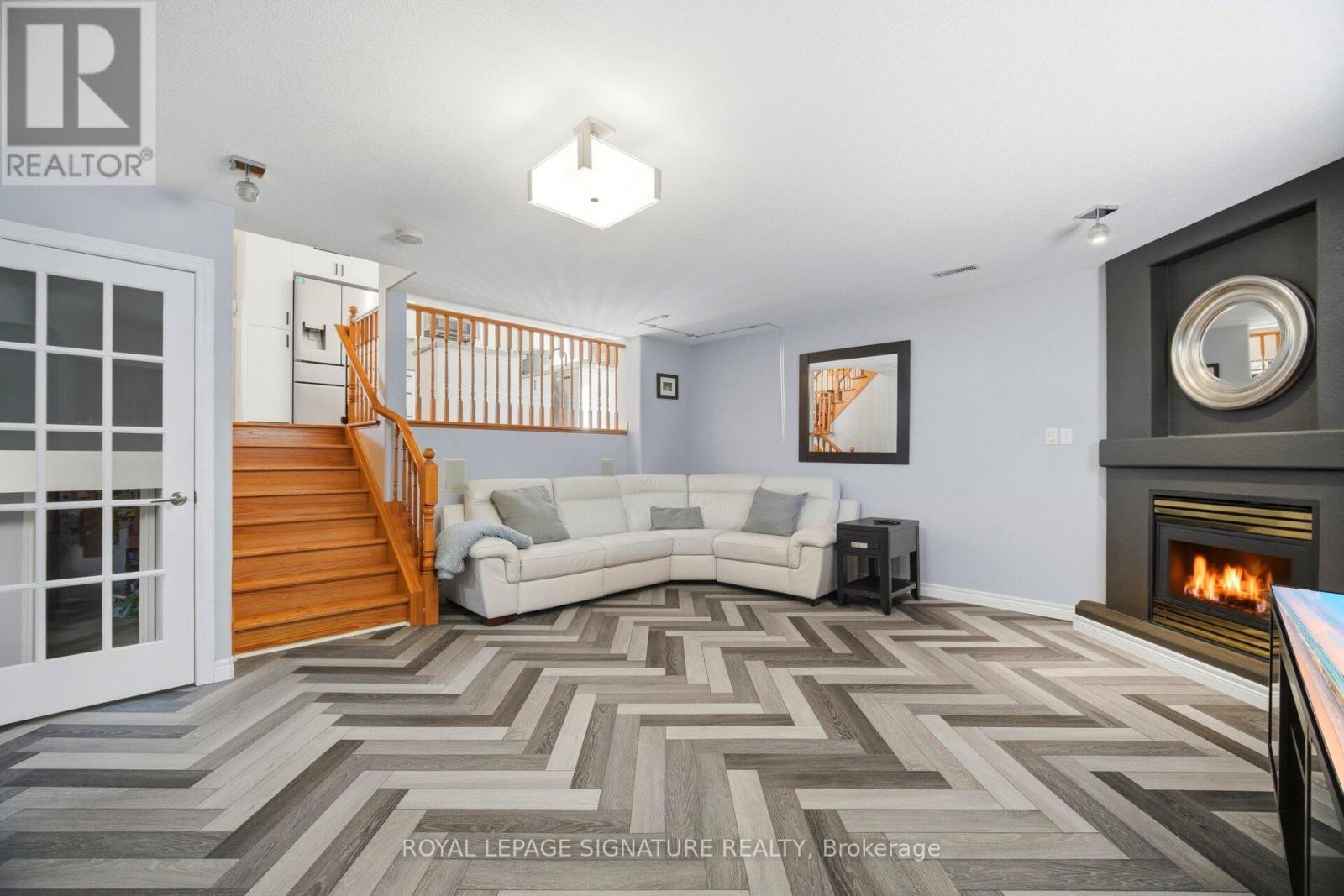 5122 MEADOWOOD LANE - 32