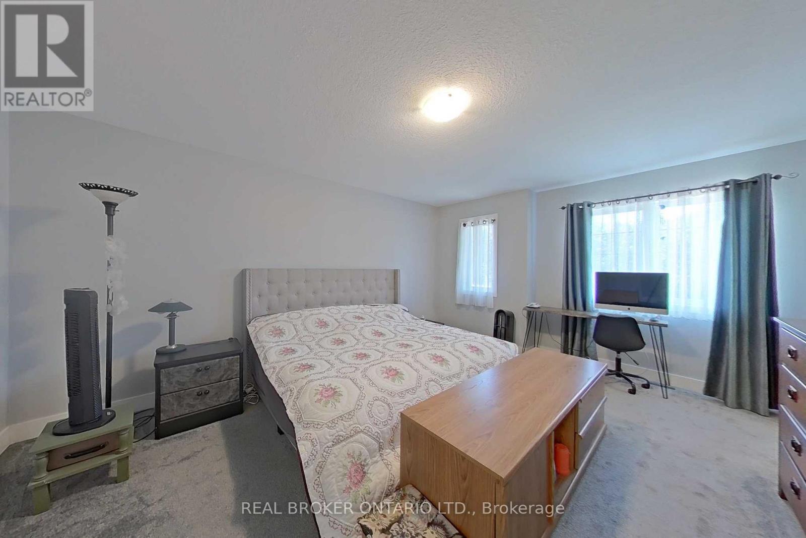 123 EGAN AVENUE - 17