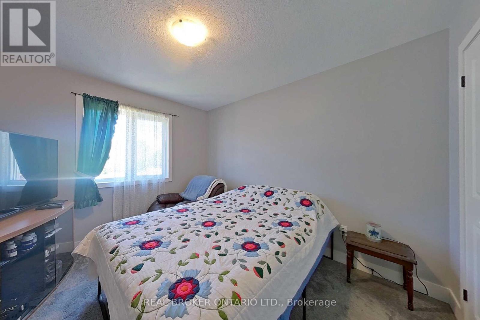 123 EGAN AVENUE - 22