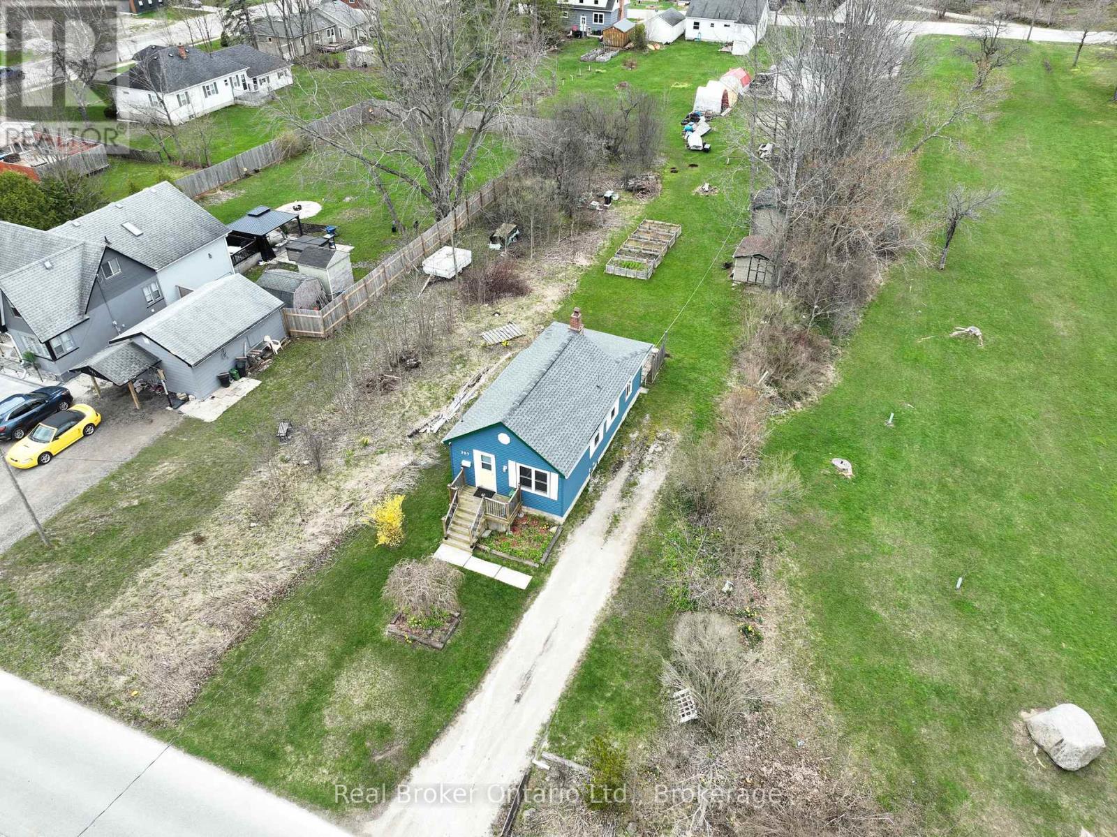 397 27TH STREET W - 3