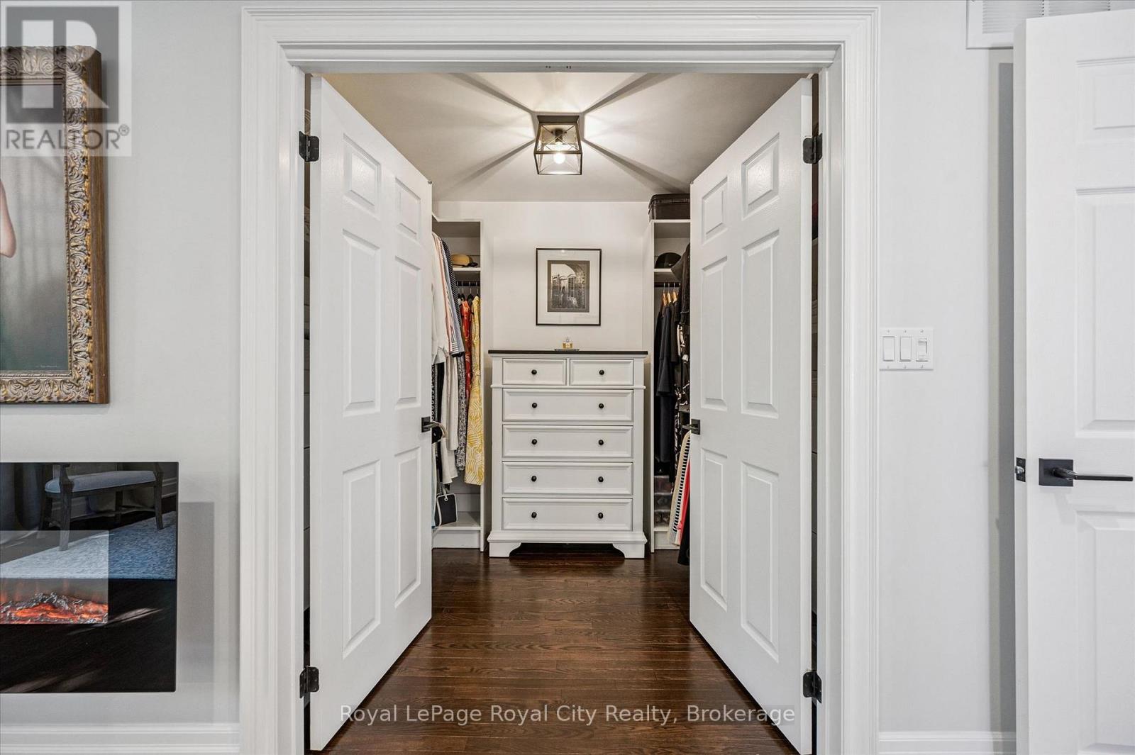 #11 25 MANOR PARK CRESCENT - 28