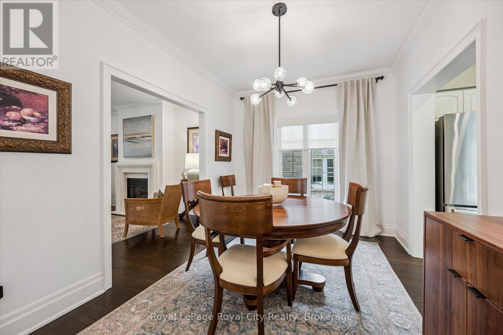 #11 25 MANOR PARK CRESCENT - 11